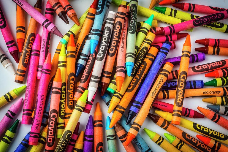 pile-of-colorful-crayons-garry-gay.jpg