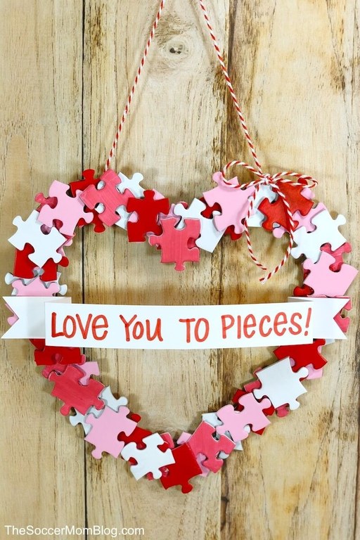 puzzle piece wreath.jpg